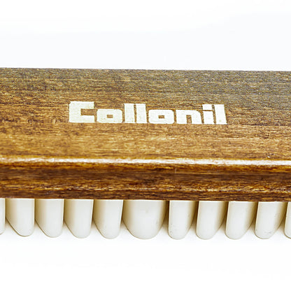 Collonil Velour Boy Brosse pour daim détail logo