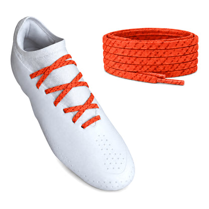 Orange à motif – lacets plat etroit football orange a motifs 02 sur chaussure